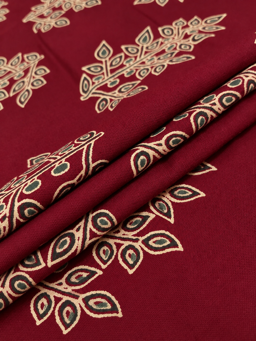 #colour_maroon