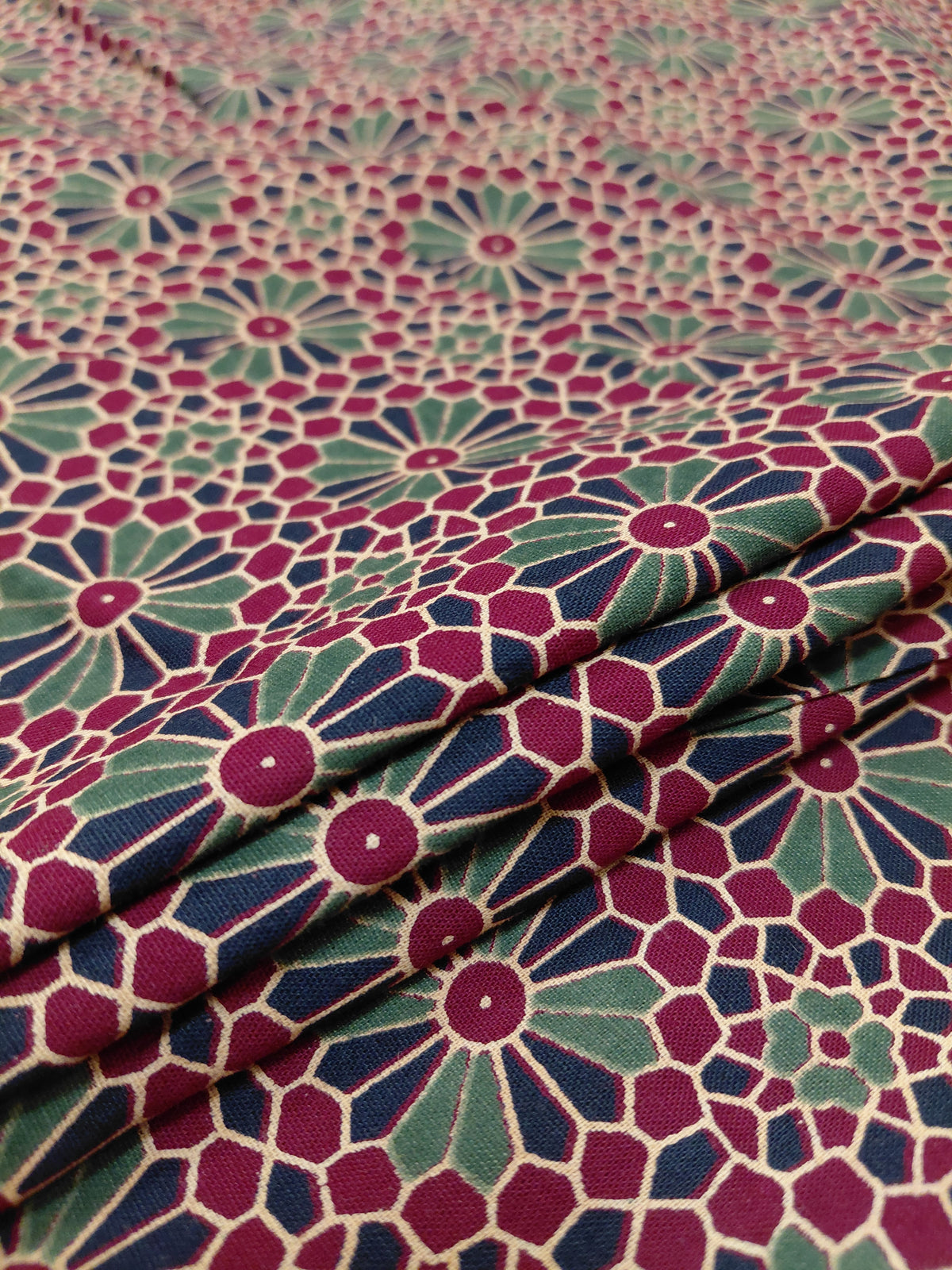 #color_maroon