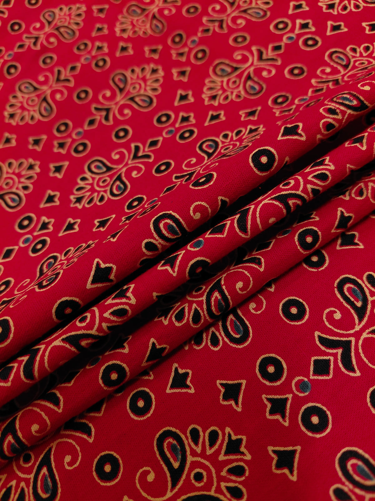 #colour_red