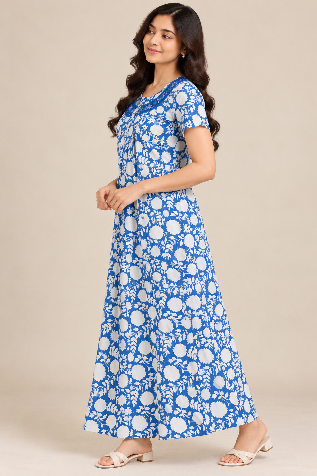Blue floral Embroidered nightgown